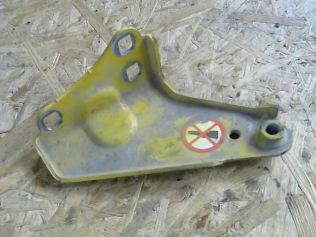 bontott RENAULT KANGOO Tolóajtó Sín Görgő