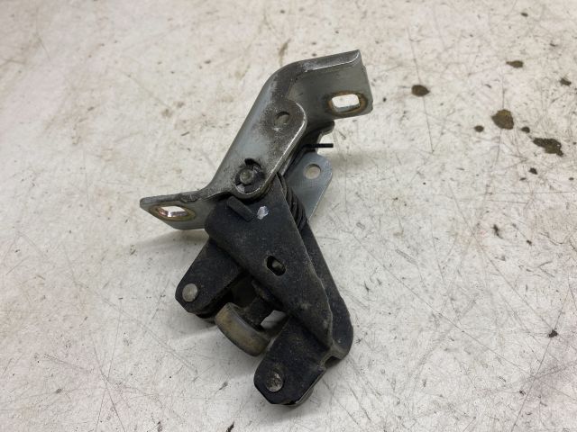 bontott RENAULT KANGOO Tolóajtó Sín Görgő