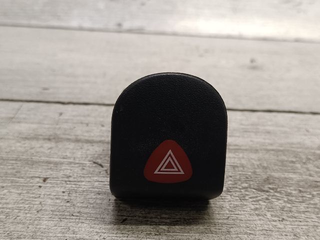 bontott RENAULT KANGOO Vészvillogó Kapcsoló