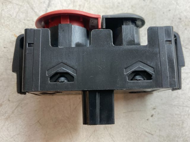 bontott RENAULT KANGOO Vészvillogó Kapcsoló