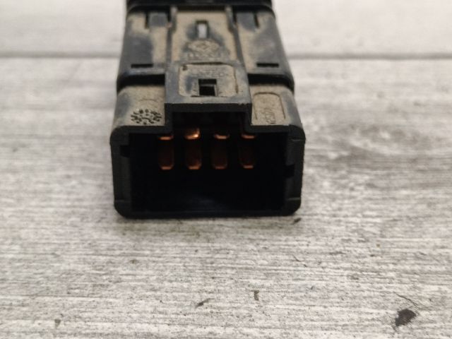 bontott RENAULT KANGOO Vészvillogó Kapcsoló