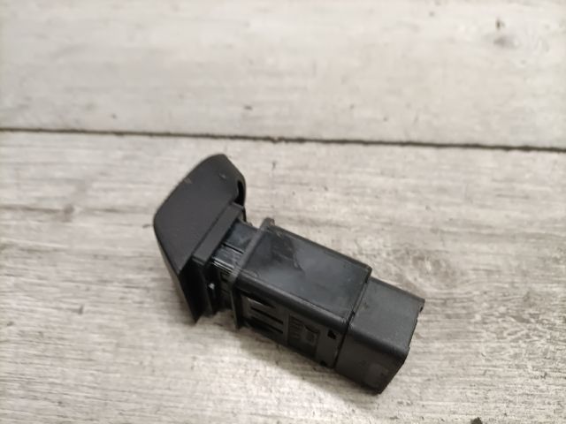 bontott RENAULT KANGOO Vészvillogó Kapcsoló