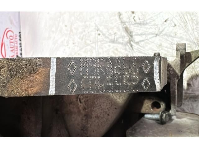 bontott RENAULT KOLEOS Motor (Fűzött blokk hengerfejjel)