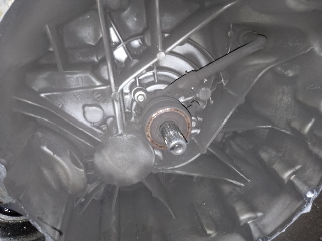 bontott RENAULT KOLEOS Váltó (Mechanikus)