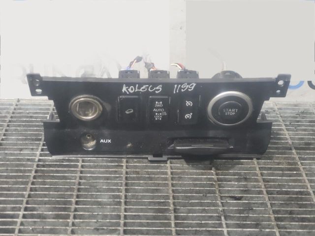 bontott RENAULT KOLEOS Gyújtáskapcsoló