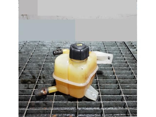 bontott RENAULT KOLEOS Kiegyenlítő Tartály