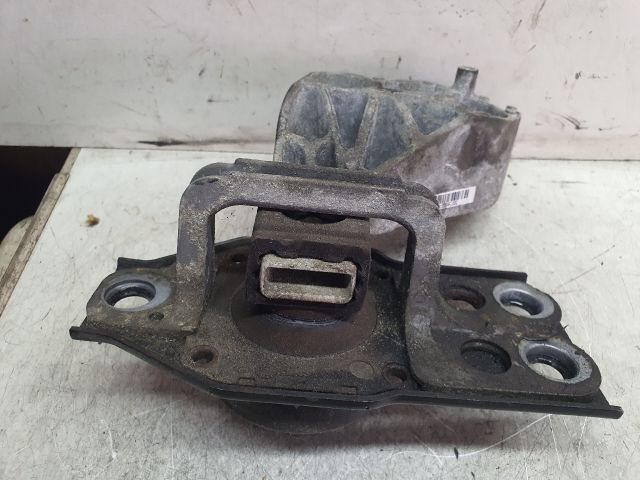 bontott RENAULT KOLEOS Motor Tartó Bak (Fém)