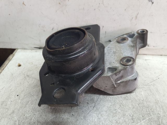 bontott RENAULT KOLEOS Motor Tartó Bak (Fém)