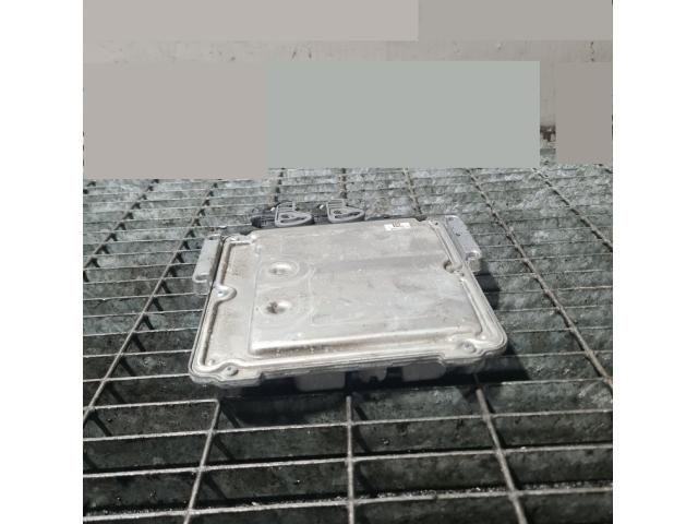 bontott RENAULT KOLEOS Motorvezérlő