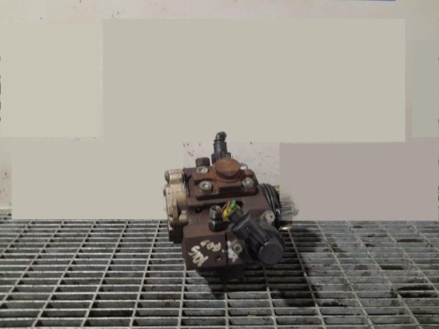 bontott RENAULT KOLEOS Nagynyomású Szivattyú