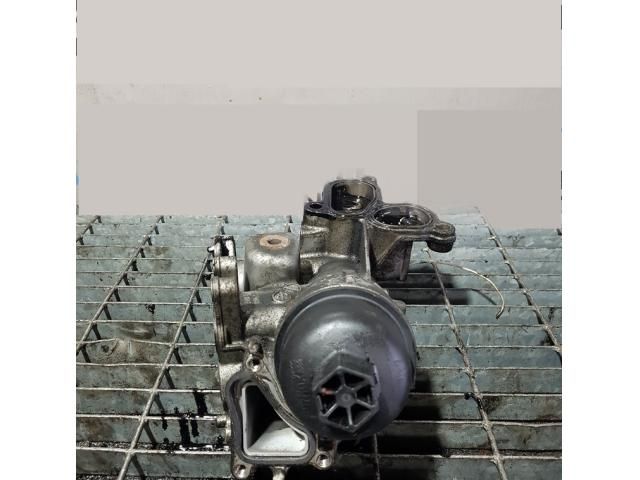 bontott RENAULT KOLEOS Olajszűrő Ház