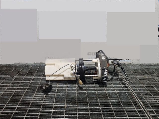 bontott RENAULT KOLEOS Üzemanyag Szivattyú