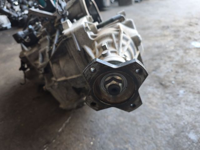 bontott RENAULT KOLEOS Váltó (Mechanikus)