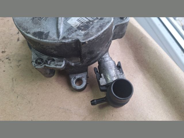 bontott RENAULT KOLEOS Vákumpumpa