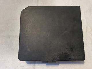 bontott RENAULT KOLEOS Biztosítéktábla Motortér