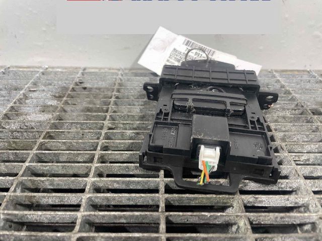 bontott RENAULT KOLEOS Gyújtáskapcsoló