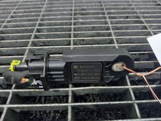 bontott RENAULT KOLEOS Jeladó (Magában)