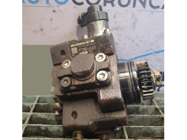 bontott RENAULT KOLEOS Nagynyomású Szivattyú