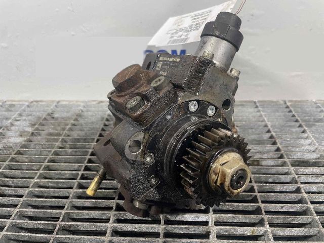 bontott RENAULT KOLEOS Nagynyomású Szivattyú