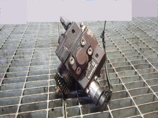 bontott RENAULT KOLEOS Nagynyomású Szivattyú