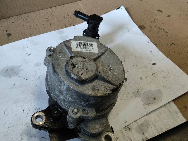 bontott RENAULT KOLEOS Vákumpumpa