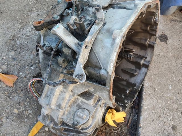 bontott RENAULT KOLEOS Váltó (Mechanikus)