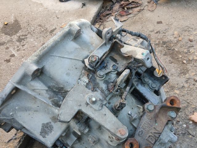 bontott RENAULT KOLEOS Váltó (Mechanikus)