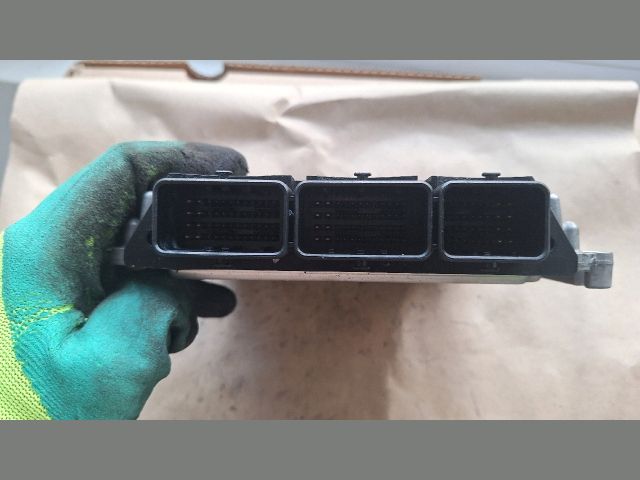 bontott RENAULT KOLEOS Motorvezérlő