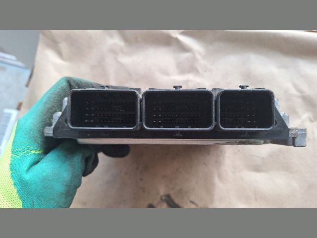 bontott RENAULT KOLEOS Motorvezérlő