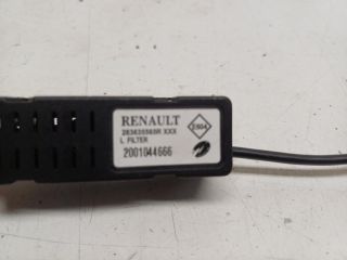 bontott RENAULT KOLEOS Antenna Erősítő