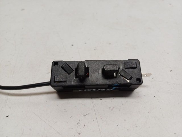 bontott RENAULT KOLEOS Antenna Erősítő