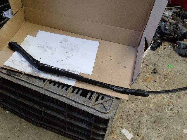 bontott RENAULT KOLEOS Bal első Ablaktörlő Kar