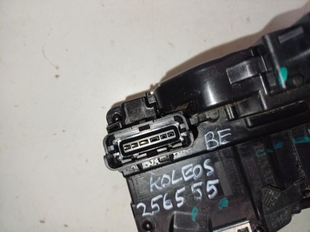 bontott RENAULT KOLEOS Bal első Ajtózár