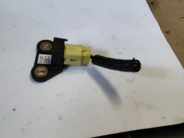 bontott RENAULT KOLEOS Bal első Oldal Ütközés Érzékelő