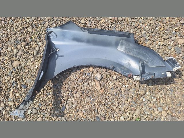 bontott RENAULT KOLEOS Bal első Sárvédő