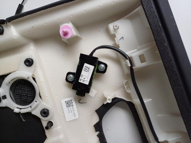 bontott RENAULT KOLEOS Bal hátsó Ajtó Kárpit