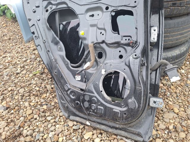 bontott RENAULT KOLEOS Bal hátsó Ajtó (Üres lemez)