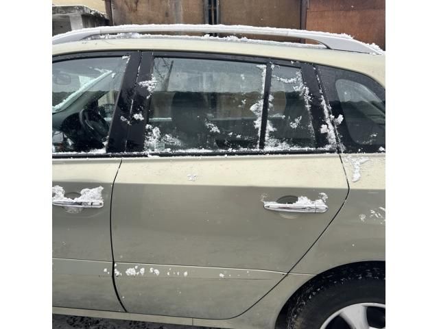 bontott RENAULT KOLEOS Bal hátsó Ajtó (Üres lemez)