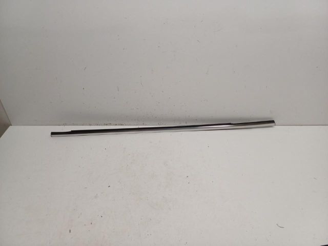 bontott RENAULT KOLEOS Bal hátsó Vízlehúzó Gumicsík