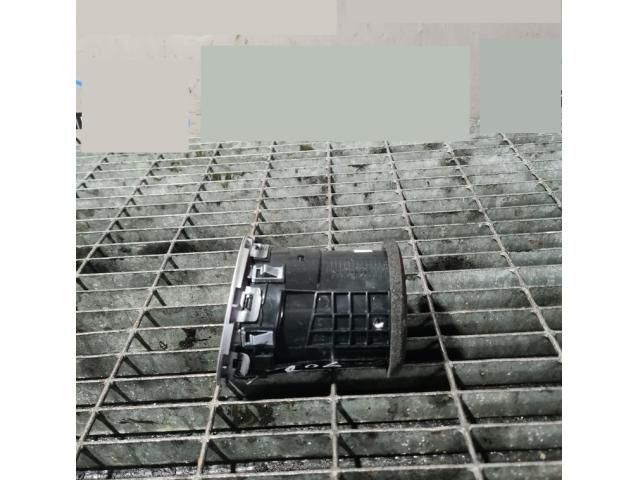 bontott RENAULT KOLEOS Bal Szellőző