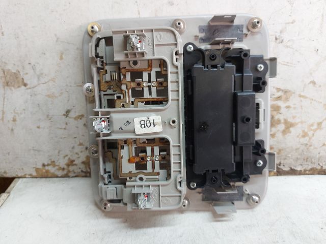 bontott RENAULT KOLEOS Beltér Világítás Első