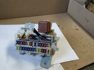 bontott RENAULT KOLEOS Biztosítéktábla Utastér