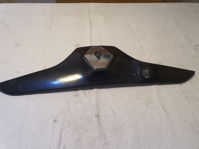 bontott RENAULT KOLEOS Csomagtérajtó Díszléc