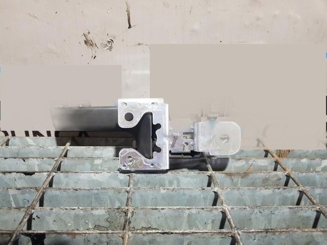 bontott RENAULT KOLEOS Csomagtérajtó Kilincs