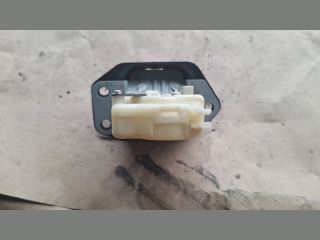 bontott RENAULT KOLEOS Csomagtérajtó Zárszerkezet