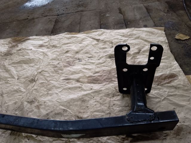 bontott RENAULT KOLEOS Első Lökhárító Merevítő (Fém)