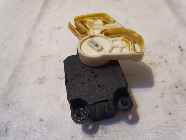 bontott RENAULT KOLEOS Fűtés Állító Motor