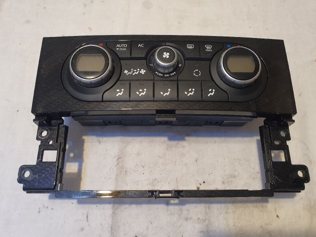 bontott RENAULT KOLEOS Fűtéskapcsoló (digit klímás)