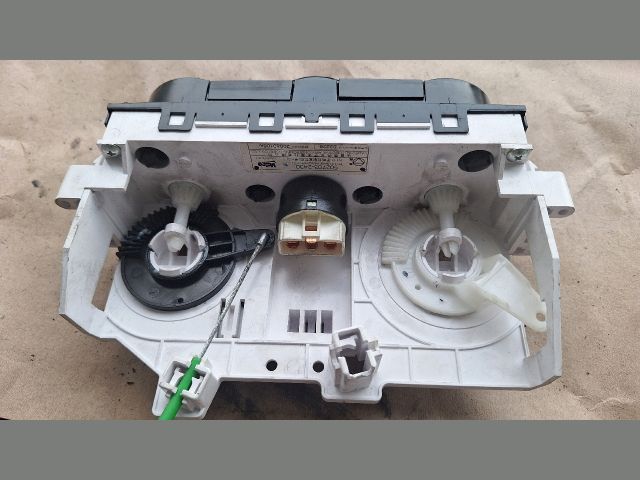 bontott RENAULT KOLEOS Fűtéskapcsoló (manuális klímás)