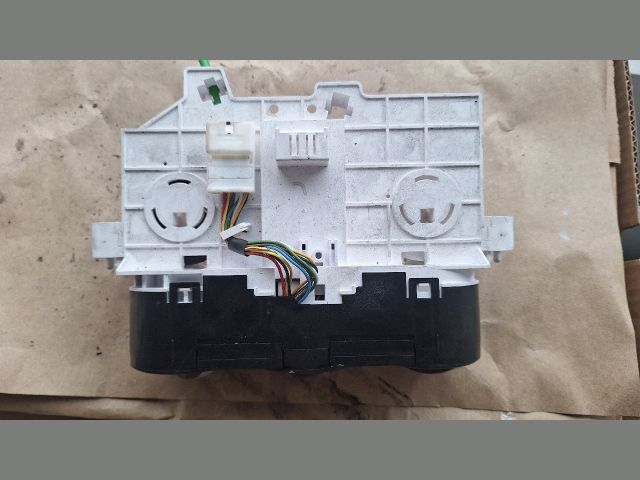 bontott RENAULT KOLEOS Fűtéskapcsoló (manuális klímás)